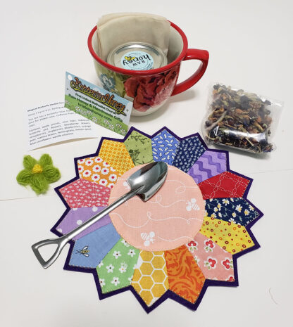 Flower Mug with a Quilted Dresden Plate Mug Rug - Image 3